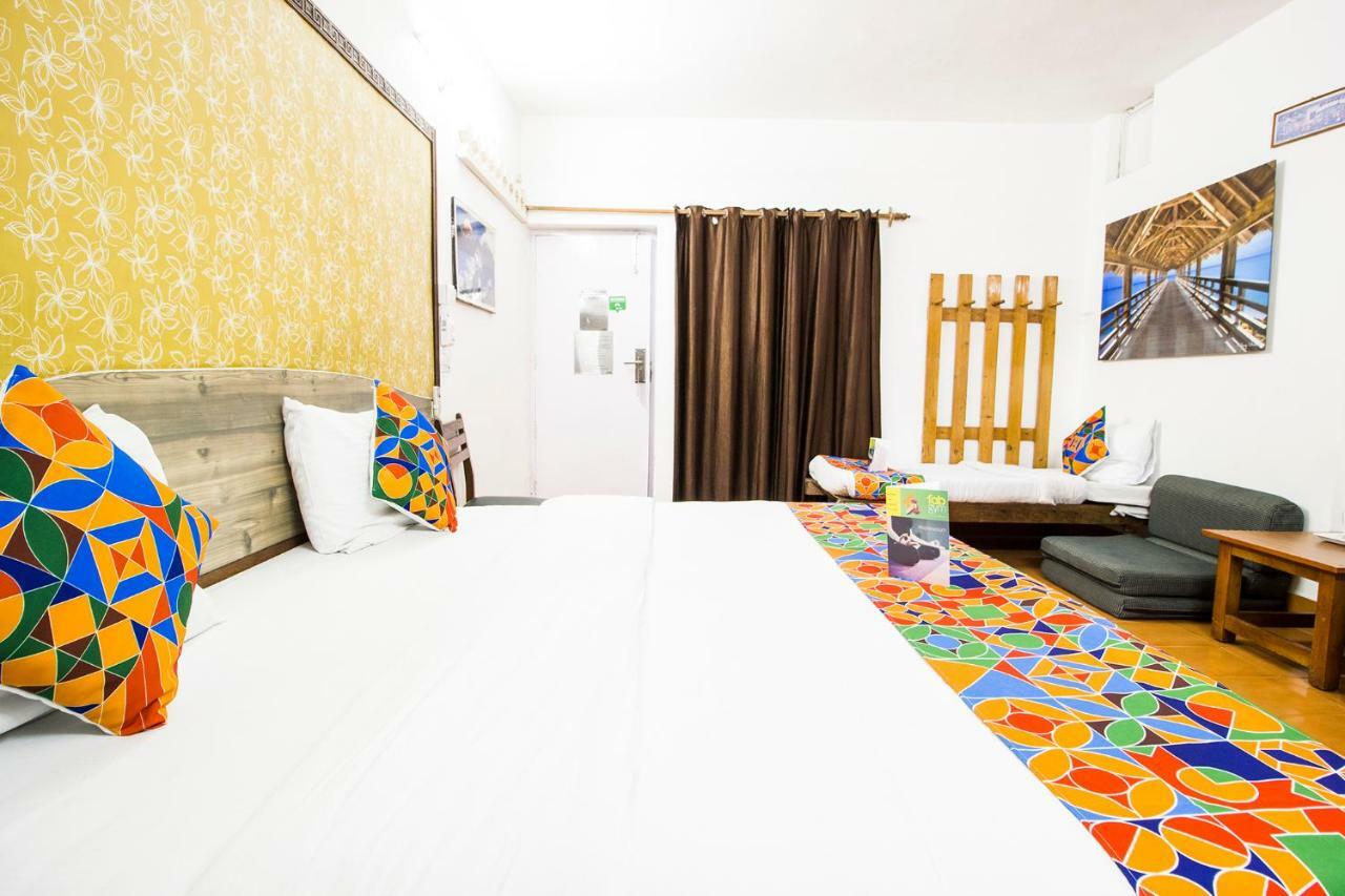 Hotel Ashrey Dehradun Buitenkant foto